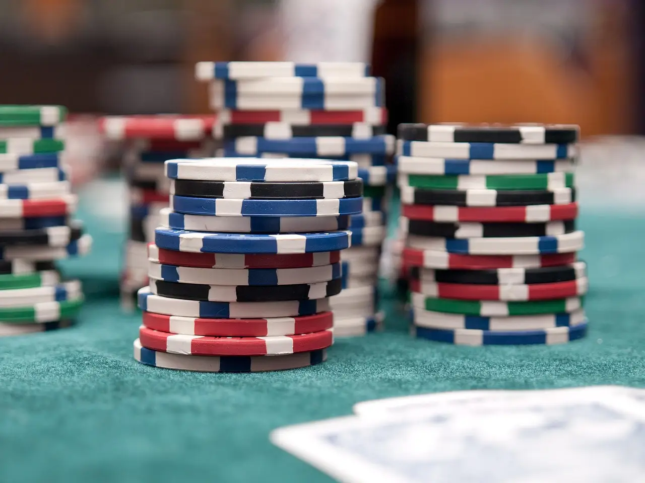 Hogan Lovells Cadwalader bets on Harvey AND Legora in new AI strategy